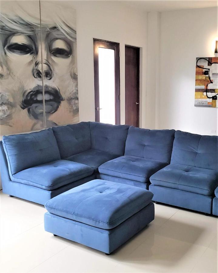 Kasa The Lofts Of Old 202 Huge 2 Bed 2 Bath For 6 Interior Terrace Apartamento *