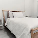 City Center - Spacious - Modern - Perfect Location