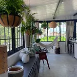 La Botanica Hotel