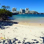 Prime Location At Condado Beach 3Br 2 Ba - Apt 1