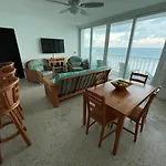 San Juan 1 Bedroom Ocean Front Condo In Condado \'8\'