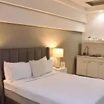 Couple\'S Getaway Studio