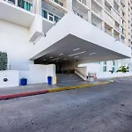 Esj Towers Studio- Beach Access