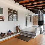 Paceful Home In San Juan Near To The Airport