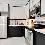 Charming Osj Hideaway - Terrace & Full Kitchen