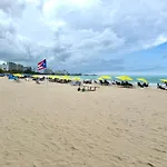 Hobie Beachfront Apartment Isla Verde