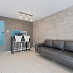 Beach House Malaga-Pool-Bbq