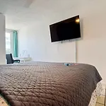 Condado 1Br Beach Condo With Free Airport Pickup