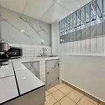 R10 Guest House