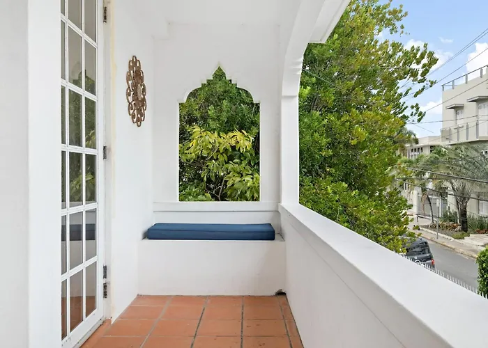 Breezy Beach Apt, Steps To The Sand! Full Ac Too - 18 Up