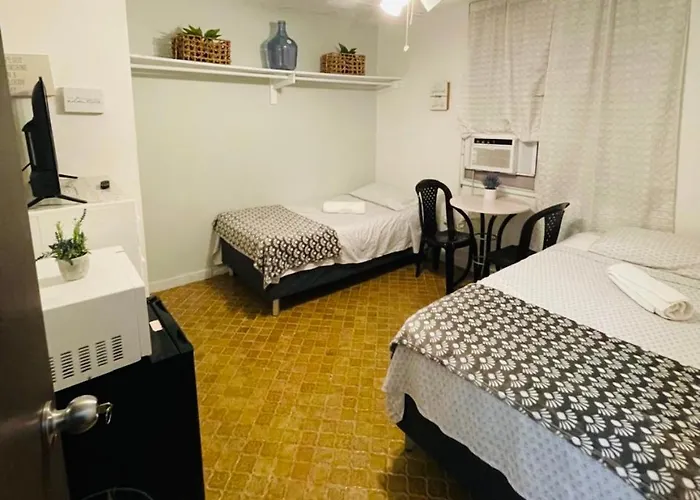 Cozy Room With 2 Twin Beds In Sanjuan Metro Area