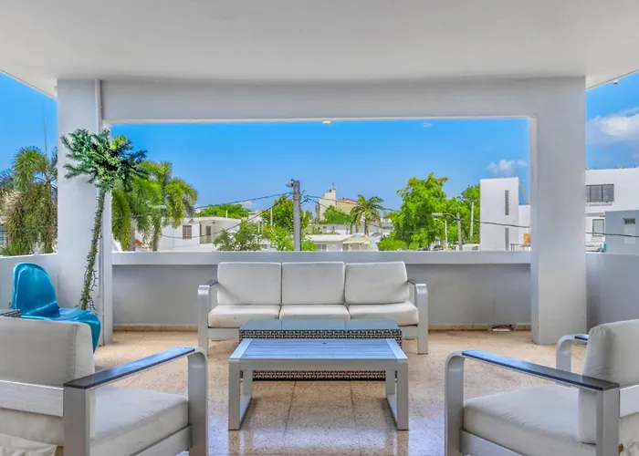 Steps To Ocean Park Beach | Terrace | Parking