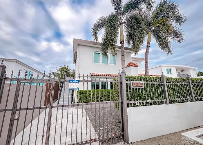 San Juan Getaway Sleeps 6 N 9 Mins To Airport