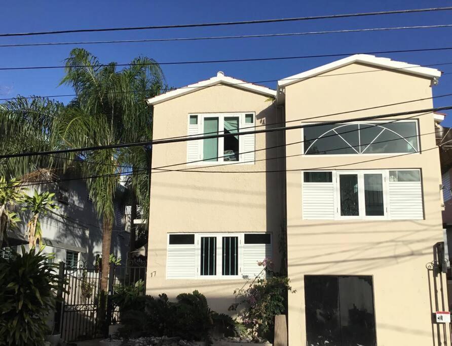 Apartment One Bedroom 30 Steps From Prime Generator Parking Included *