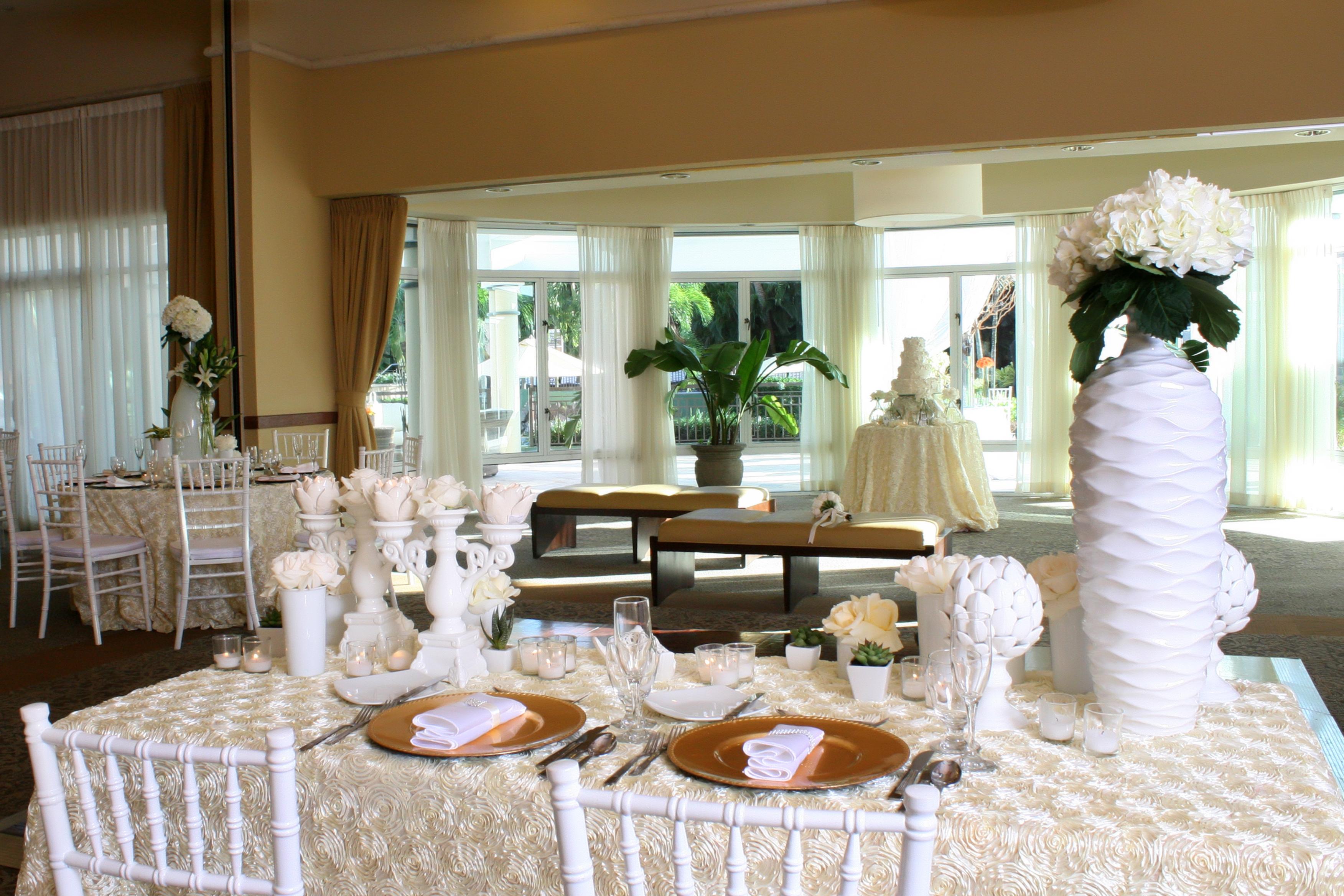 Resort Embassy Y Casino 3*