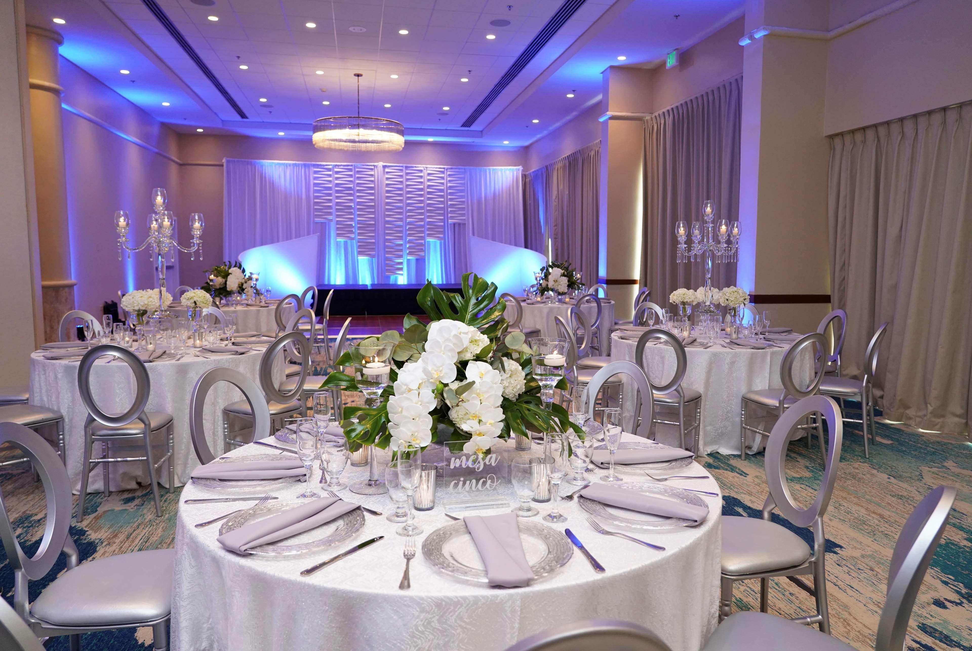 Resort Embassy Y Casino