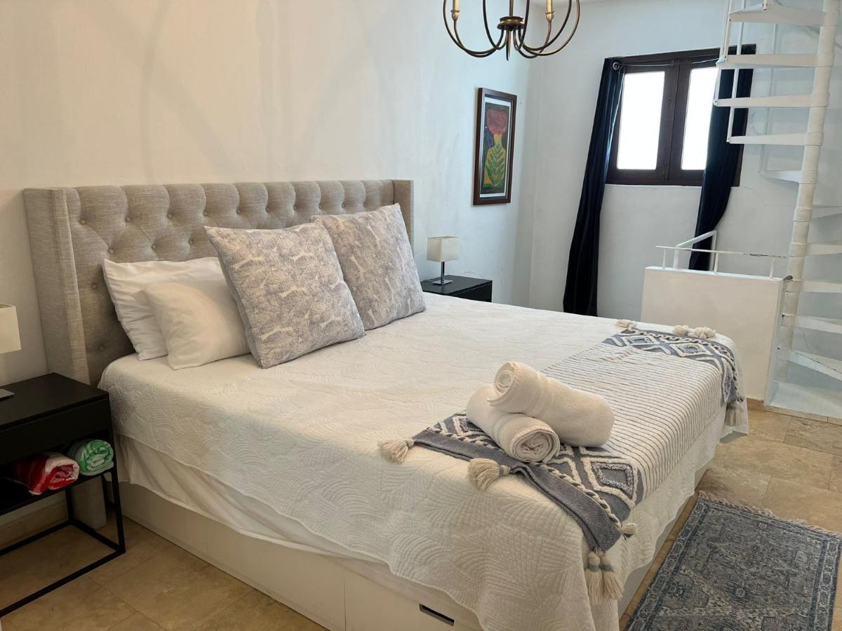 Bi-level Rooftop Terrace Ac Wifi 51 Calle Cristo San Juan