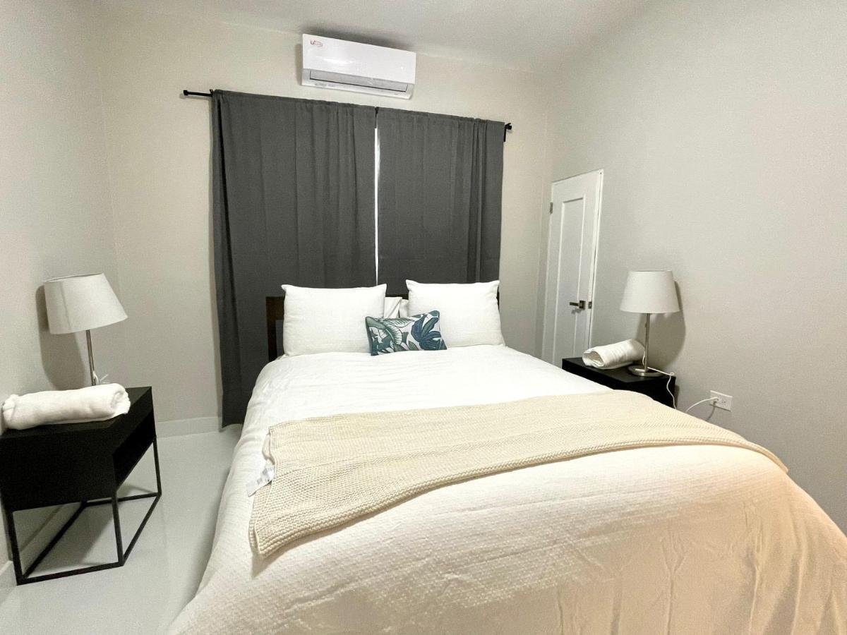 Breathtaking 3-br Beachside Apartamento