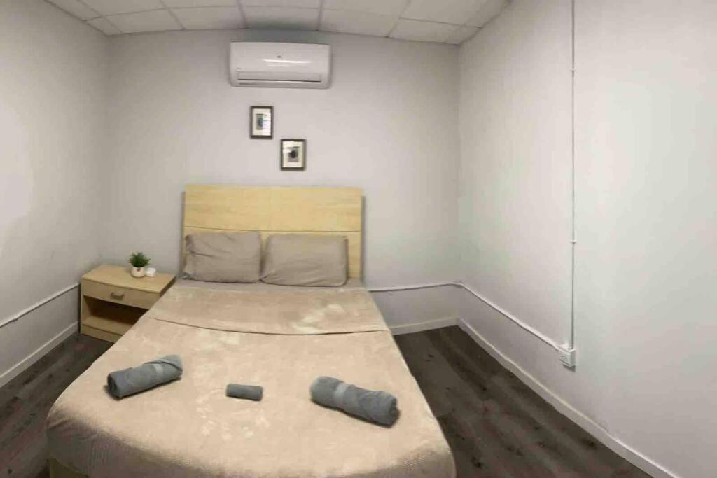 18 Bedrooms 32 Guest La Placita De Santurce By Rentalspr * San Juan