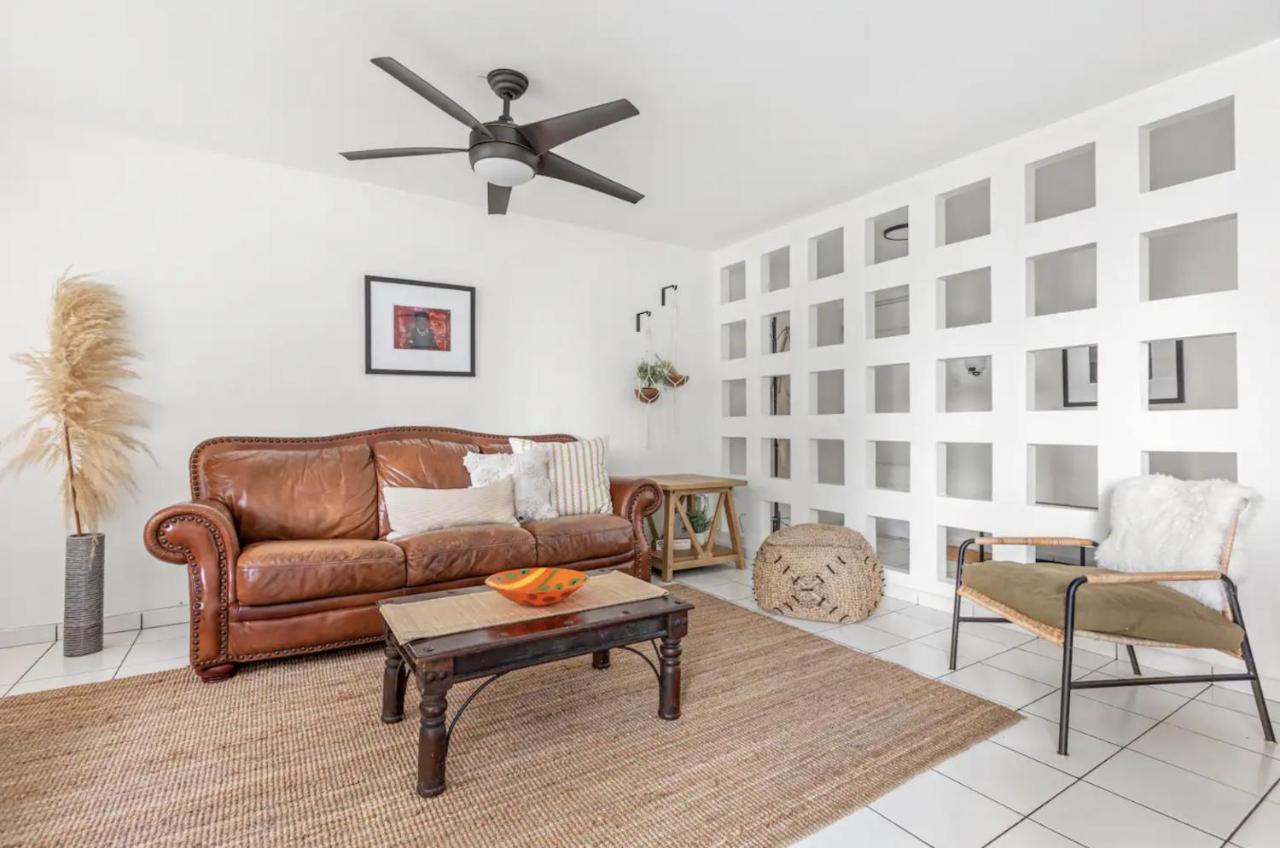 Apartamento 2 Bed, 2 Bath Condado Beach Apt With Parking Apts San Juan