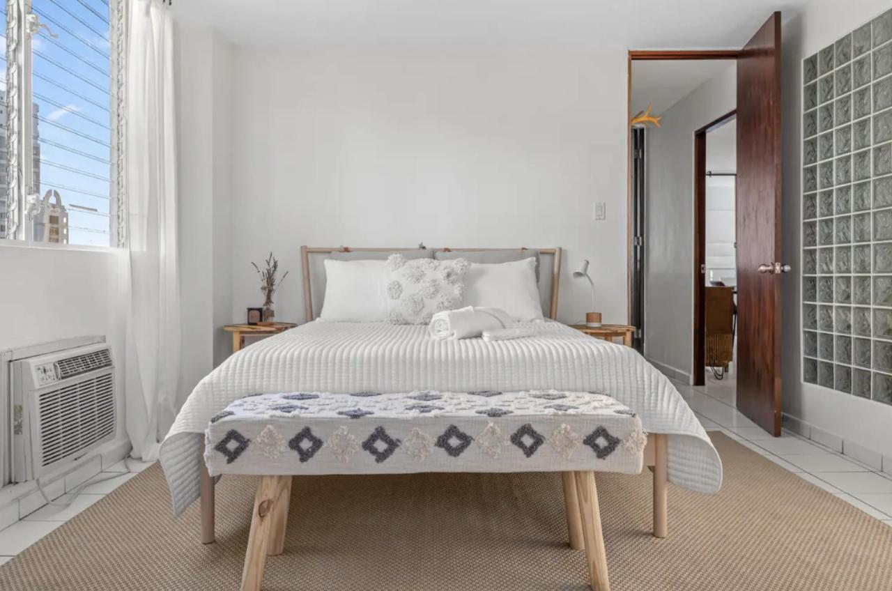 2 Bed, 2 Bath Condado Beach Apt With Parking Apts Apartamento *