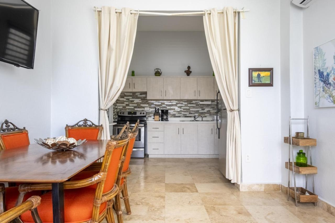 Prime Location At Condado 3br 2 Ba - 1 Apartamento *