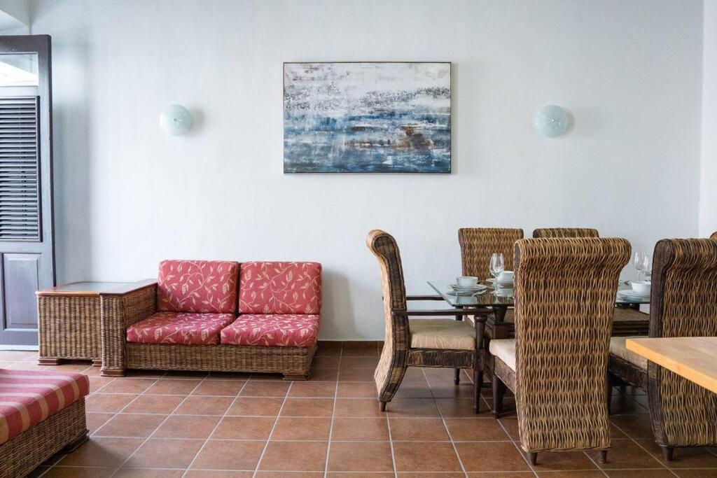 Historic W/ 3br Near La Fortaleza Osj San Juan