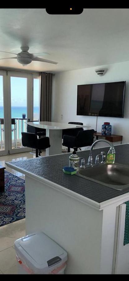 Apartment 1 Bedroom Ocean Front In Condado '8' *