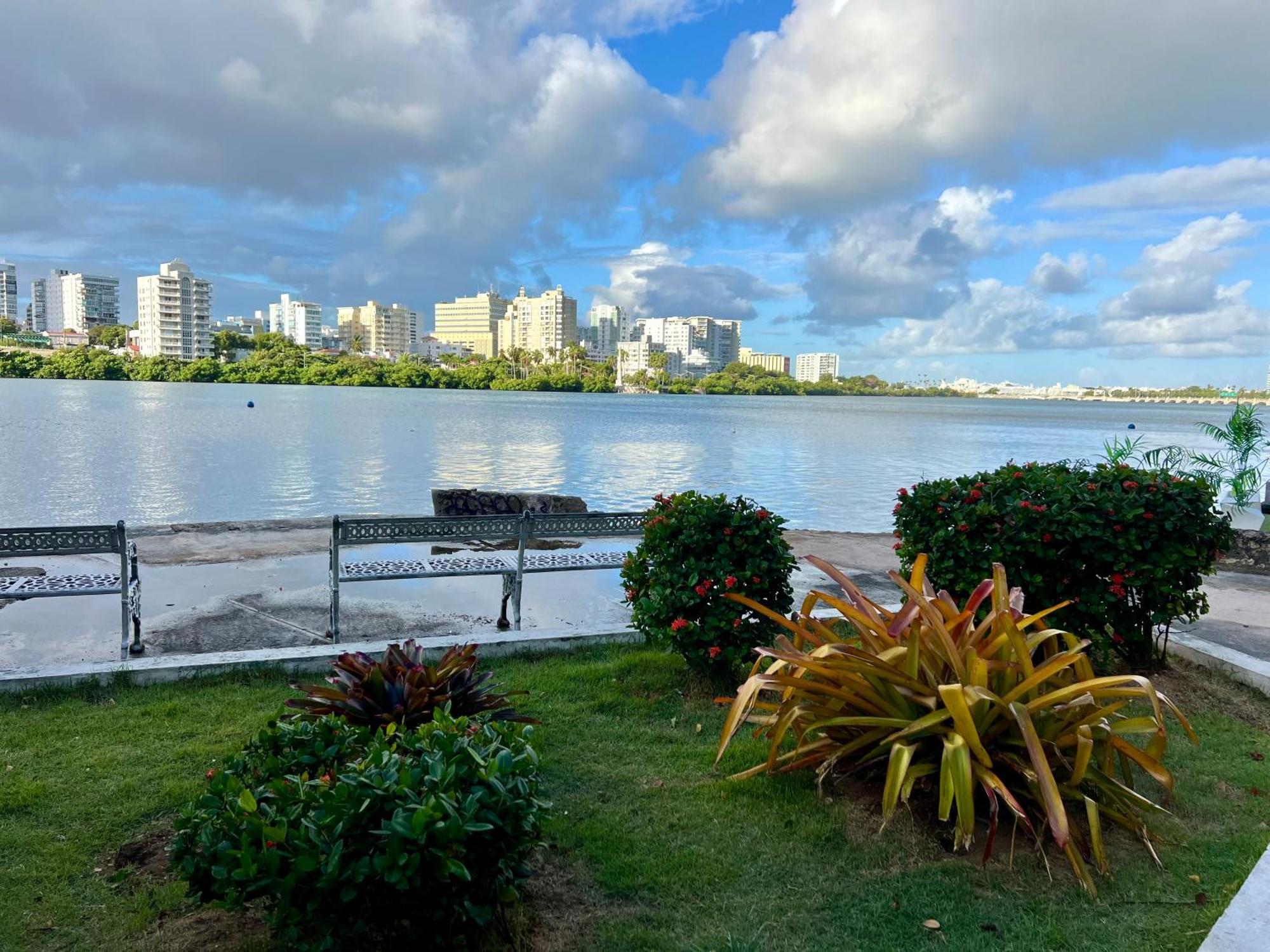 Apartamento In The Heart Of Condado A 2 Bedroom Balcony *