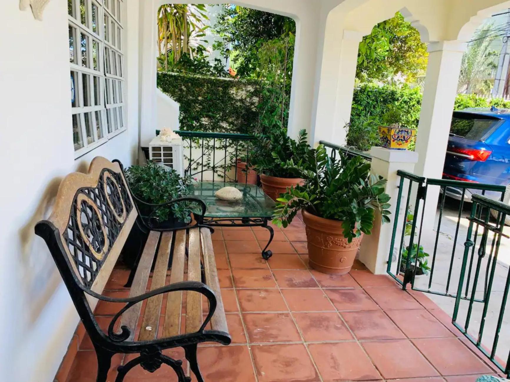 Apartment Spacious & Bright 2bd Apt, Steps To Sand! - 18 Down *