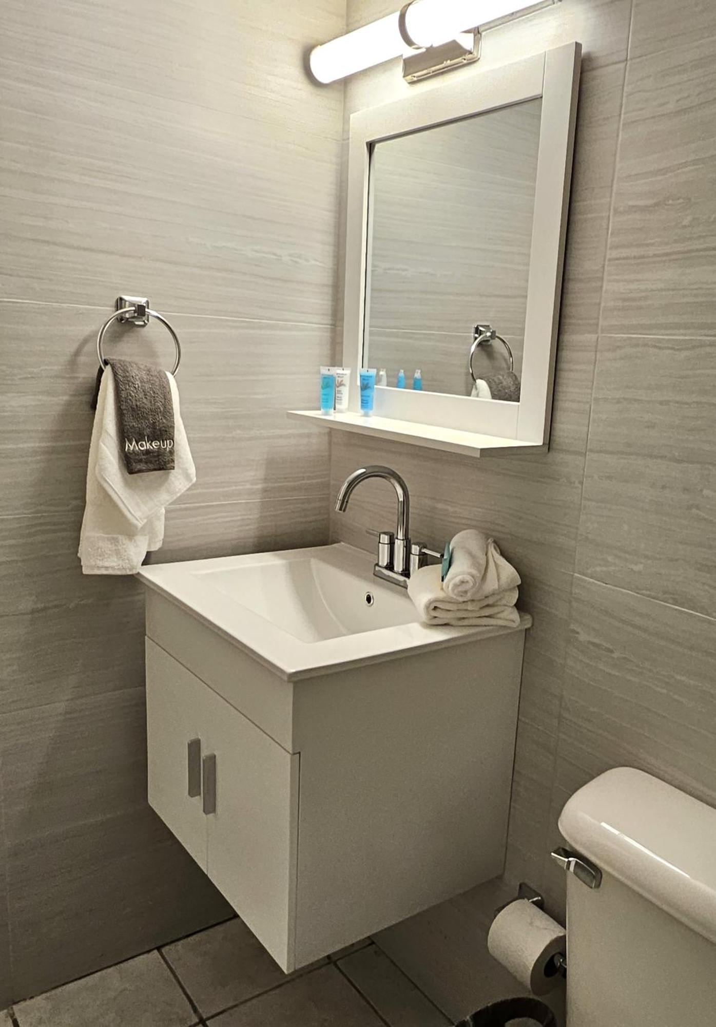 Apartamento Kasa Seaview At Coral Beachfront Pool