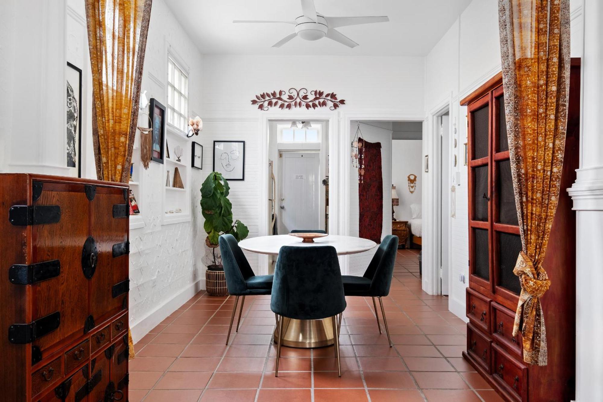 Spacious & Bright 2bd Apt, Steps To Sand! - 18 Down San Juan