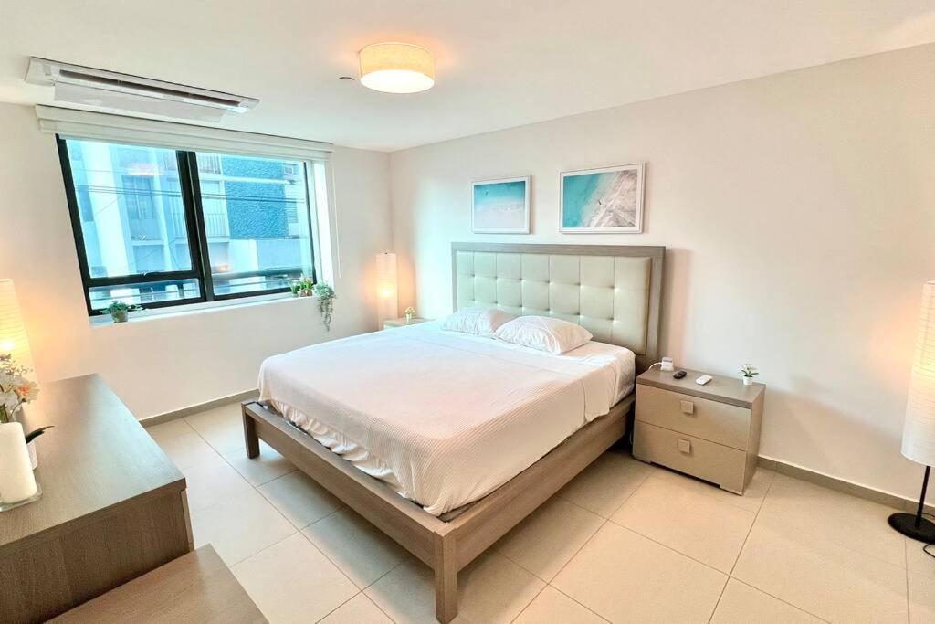 Modern 1250sqft Luxury At Ciudadela Apartamento