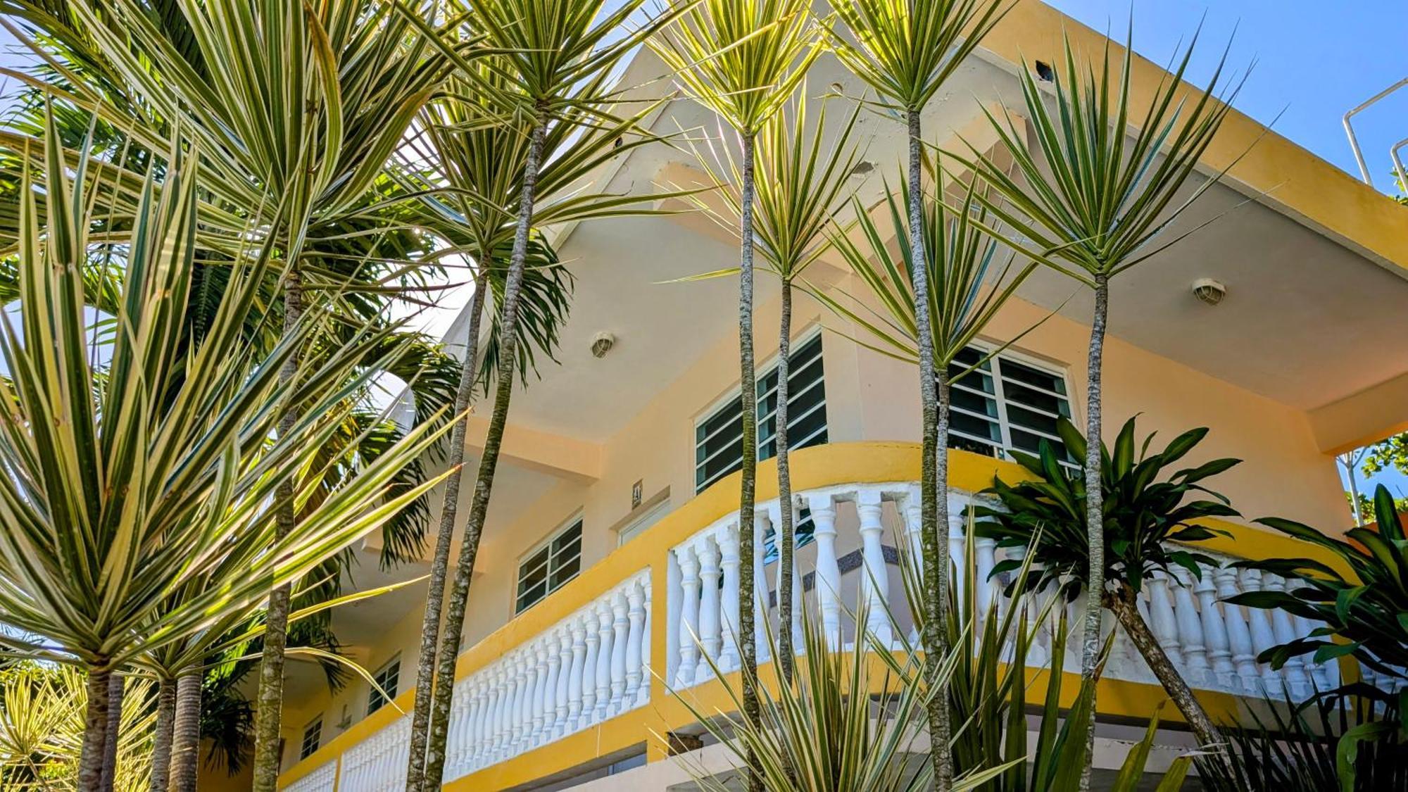Yukayeke Playa Resort 2*