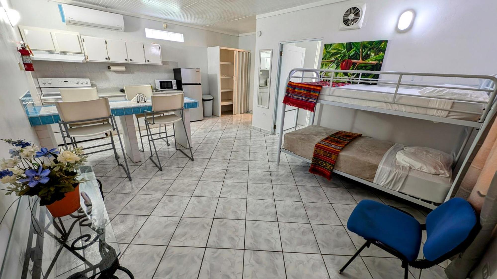 Yukayeke Playa Resort 2*