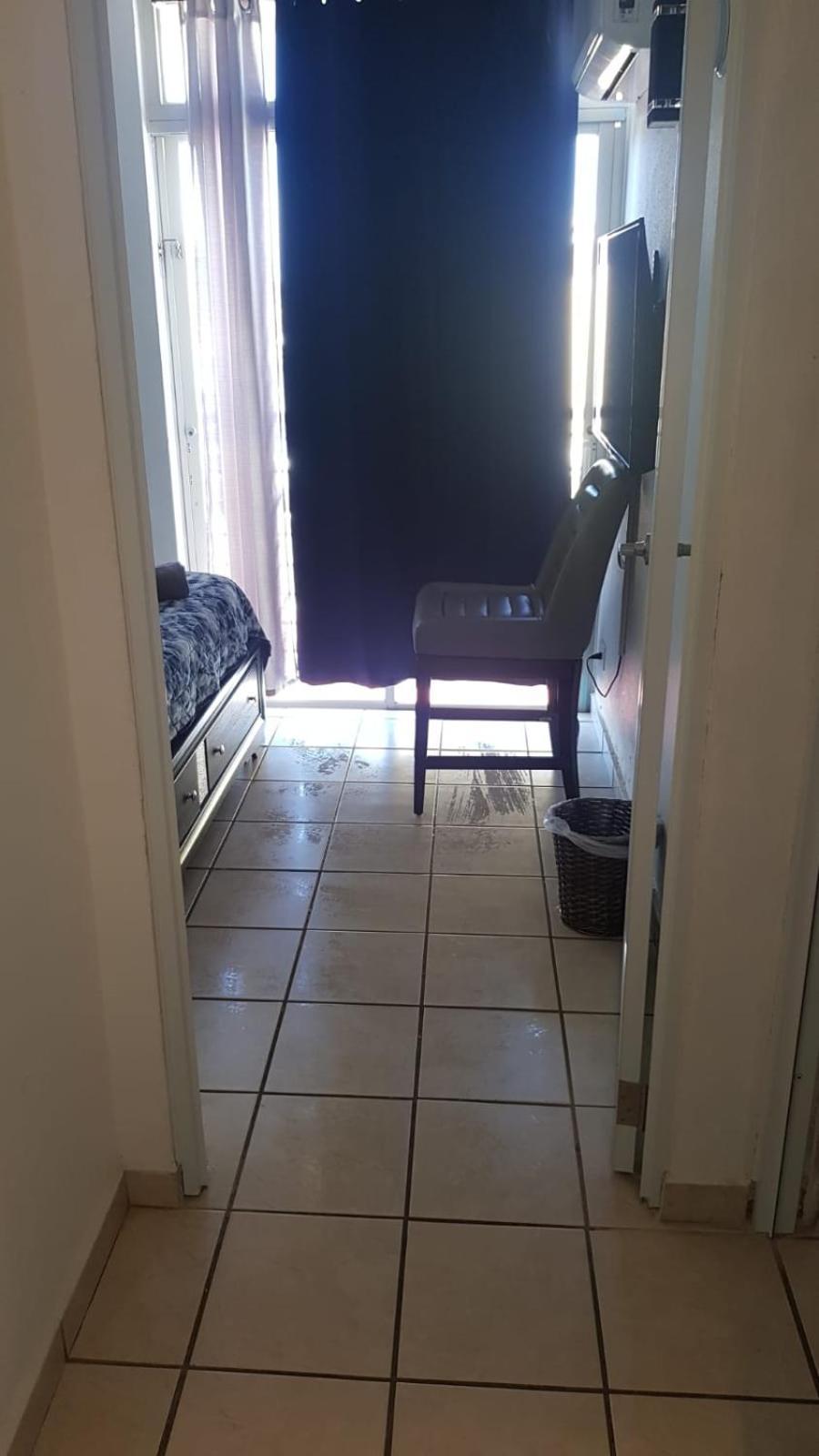 Apartamento Airport Retreat With A Pool San Juan