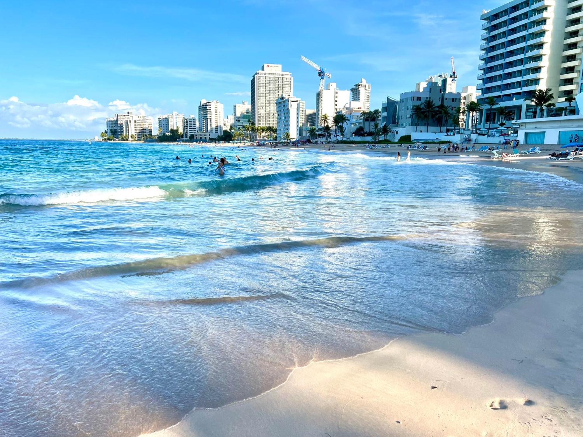 Apartamento At Heart Of Condado With Front View Terrace San Juan