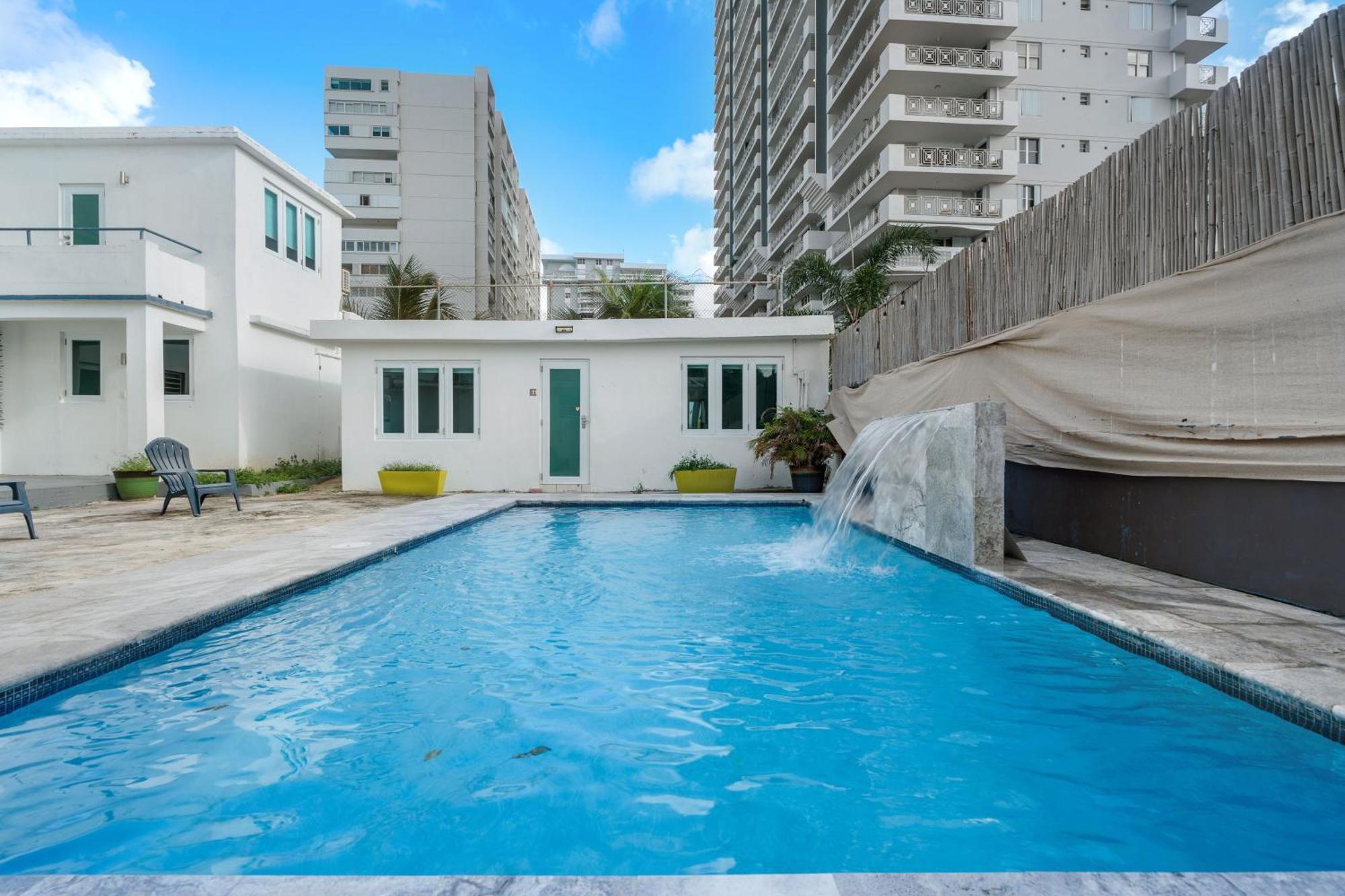 House With Pool Free Parking *