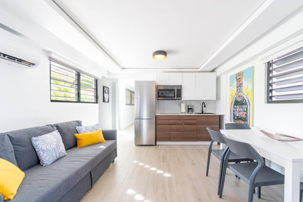 Emerald Haus 12bd 6bath Sleeps 26 People