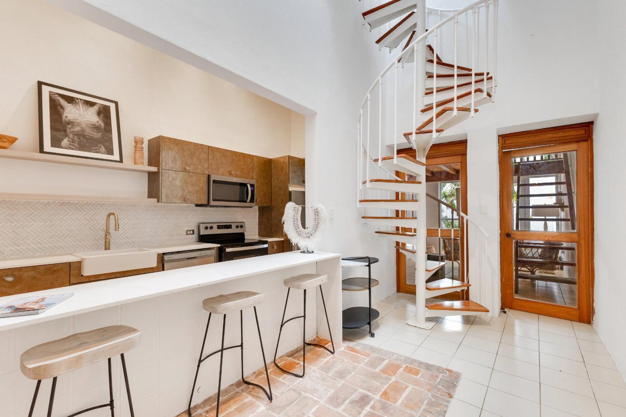 Сasa de vacaciones Spacious Colonial Gem With Artistic Flair Old San Juan