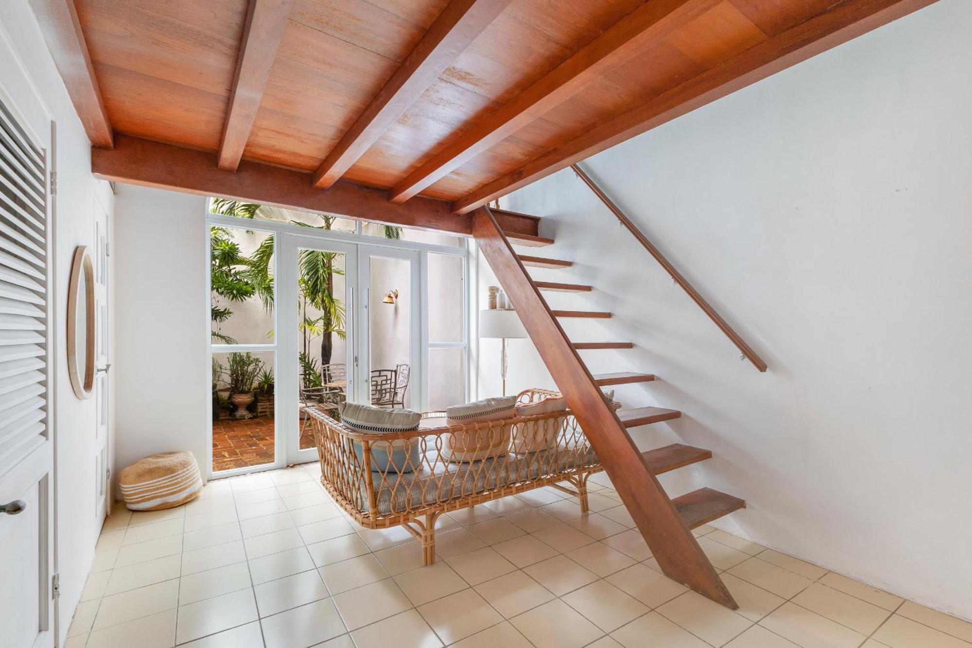Сasa de vacaciones Spacious Colonial Gem With Artistic Flair Old San Juan