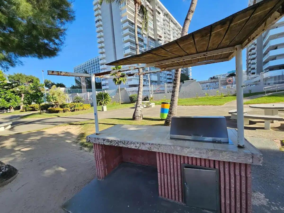 Apartment Carolina Beachfront- With Pool & Family Fun! San Juan