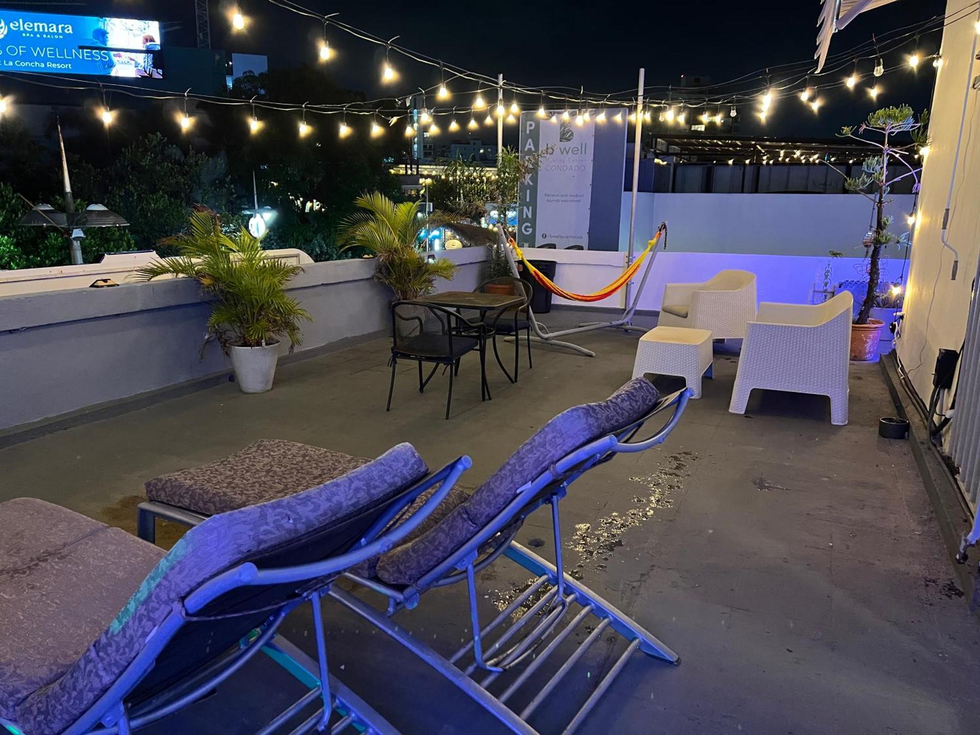 In The Heart Of Condado A 2 Bedroom Balcony *