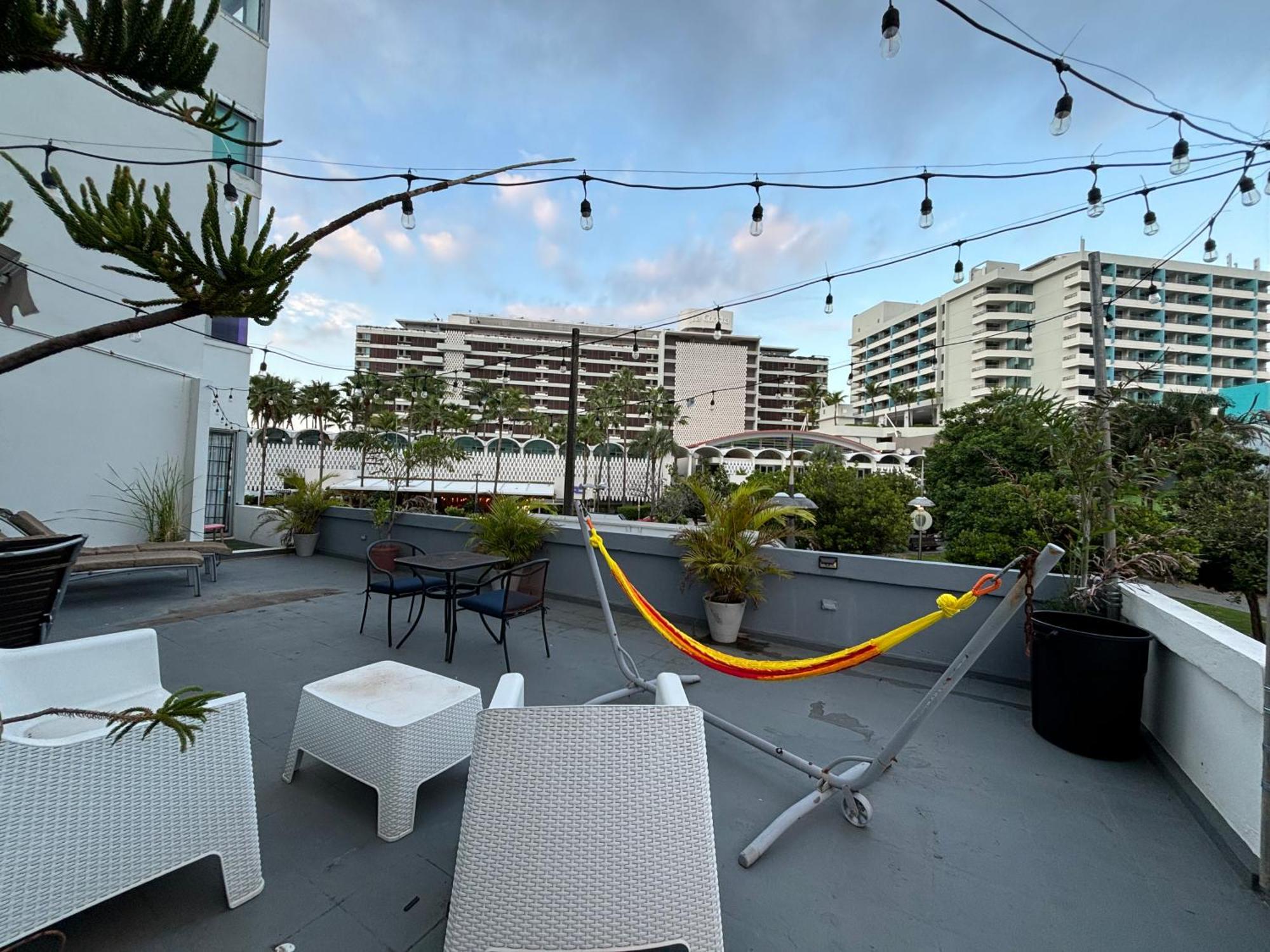 In The Heart Of Condado A 2 Bedroom Balcony *