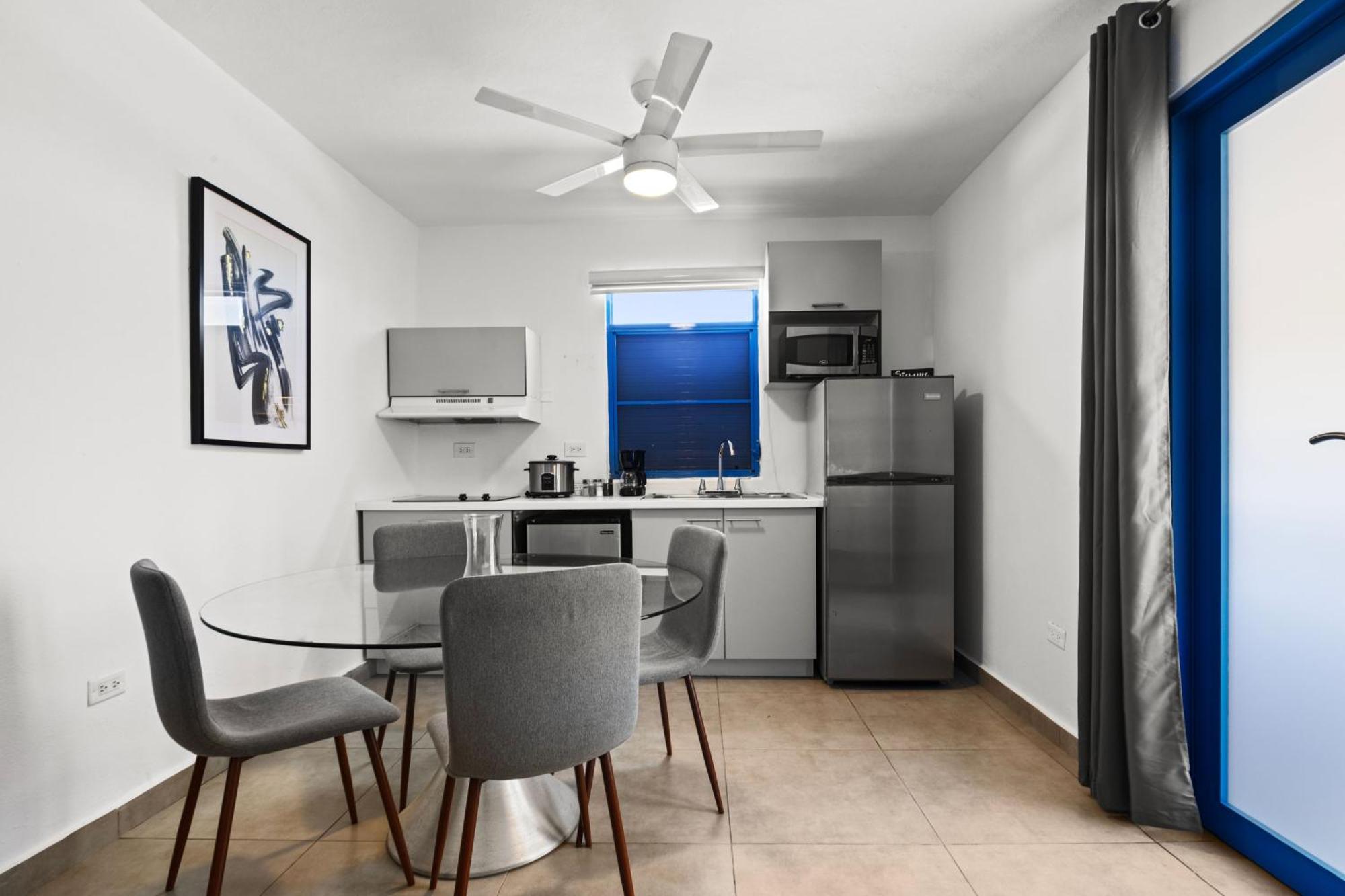 City-view Balcony One-bedroom Ph 4 Guests Mm6 Apartamento *