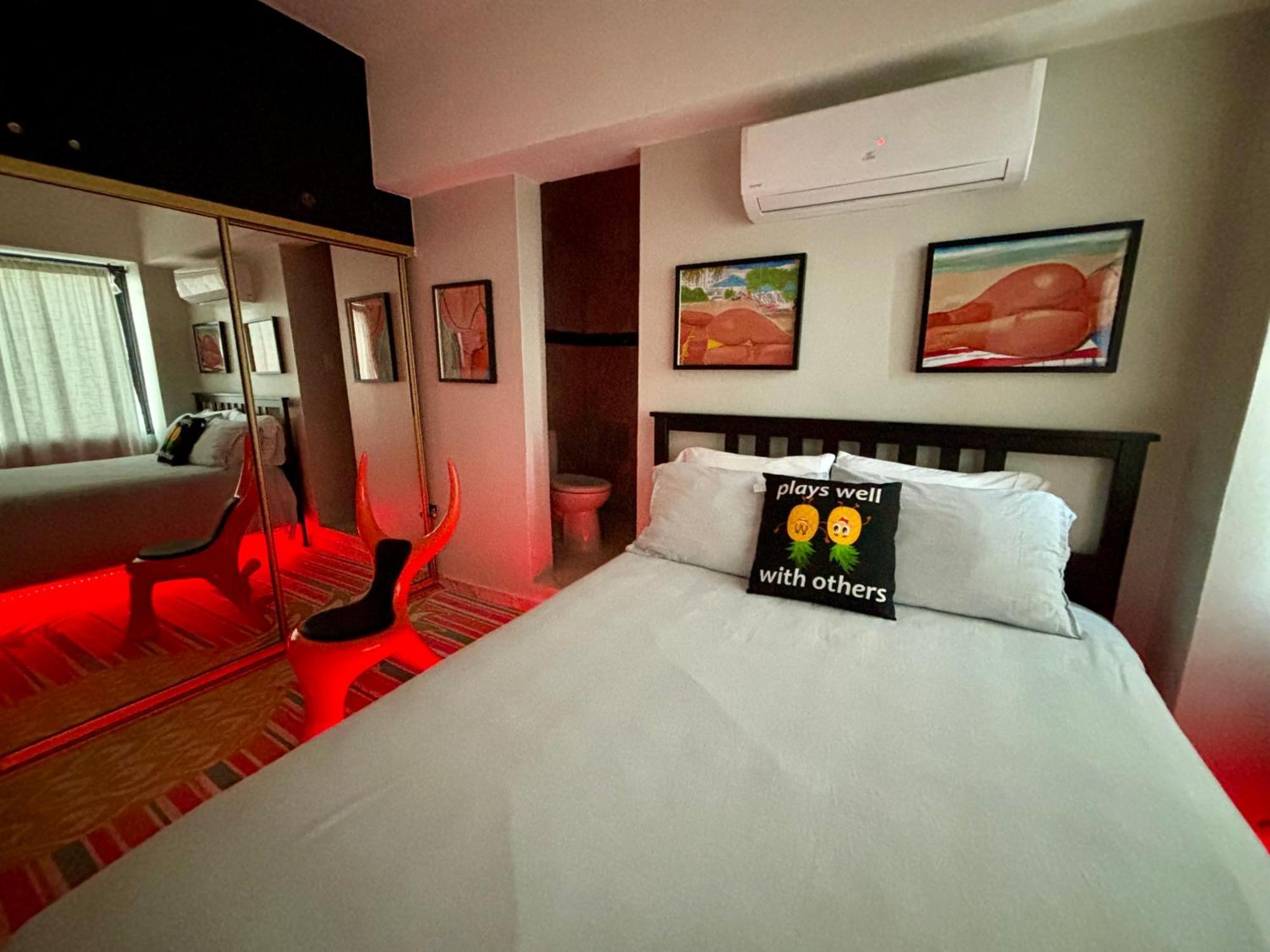 In The Heart Of Condado A 2 Bedroom Balcony * San Juan