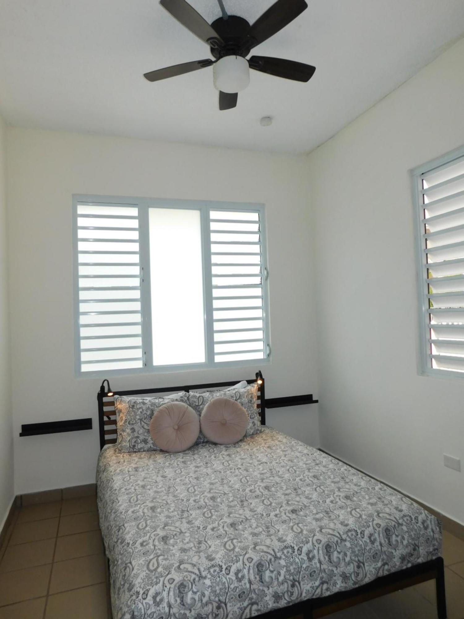Close To & Private Parking San Juan