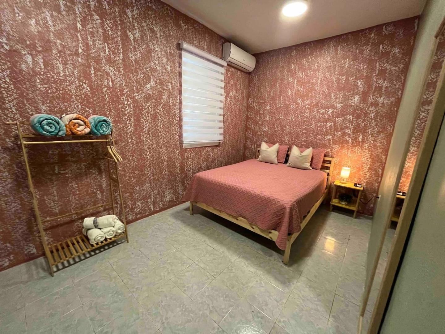 Salo-casa 4 Bdrm House By Here Pr Сasa de vacaciones