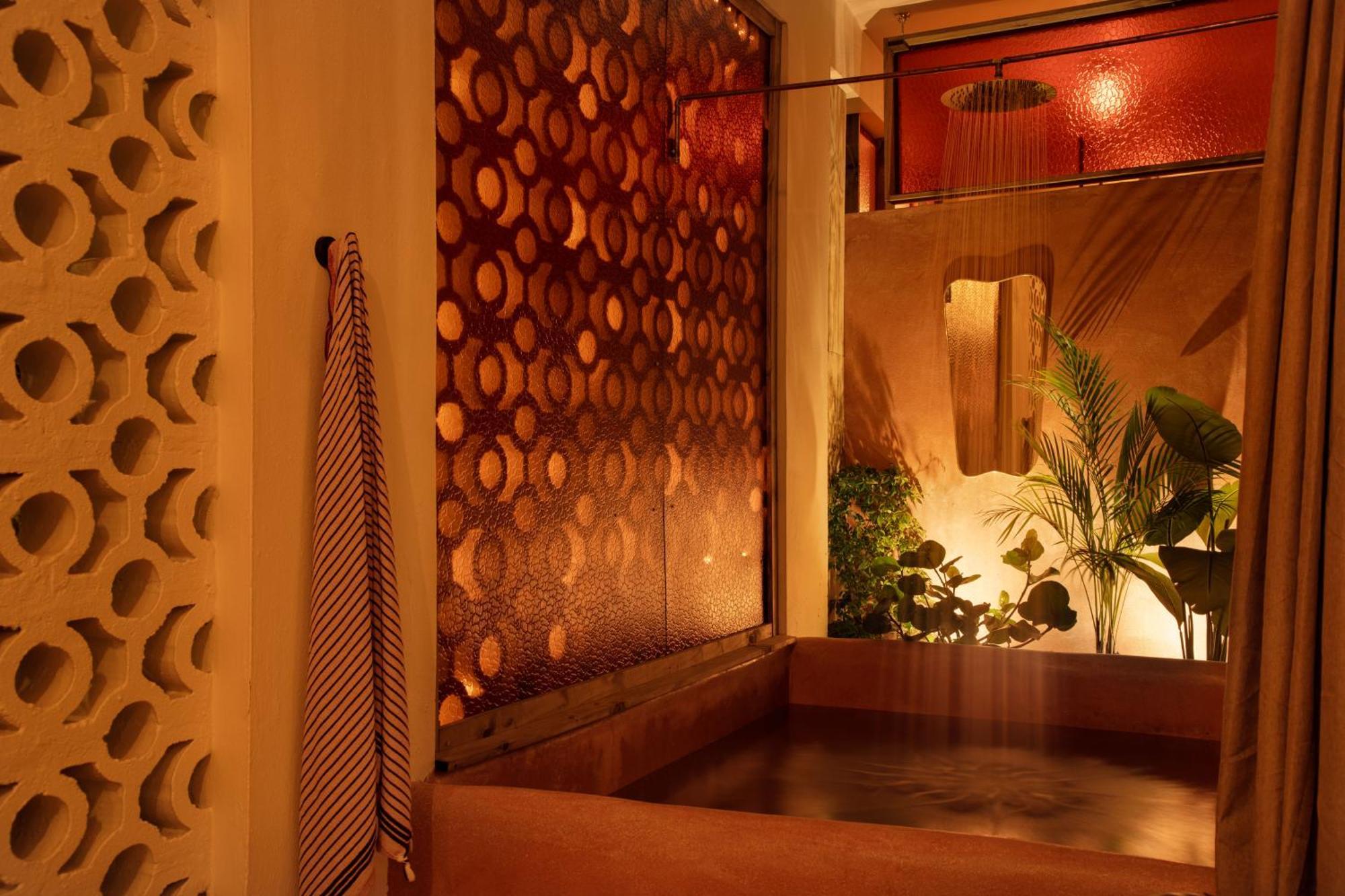 Noa By Dw Apartahotel 3*