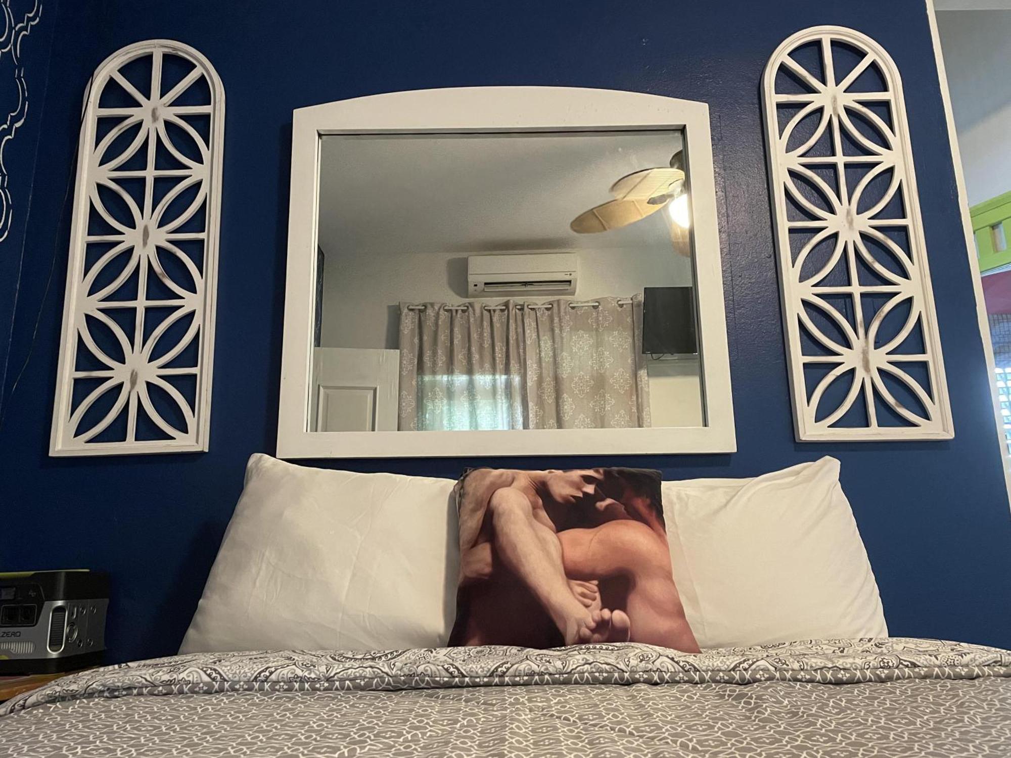 Lower Price, Style, Discount In San Juan,pr, Beach, Free Bikes (adults Only) Apartamento
